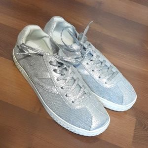 TRETORN Metallic Silver Sneakers - Leather and Fabric Upper - Ladies Size 6.5